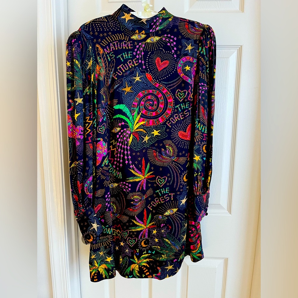 Colorful Farm Rio mini dress with balloon sleeves.